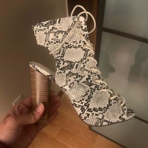 Never worn Fashionnova block heels